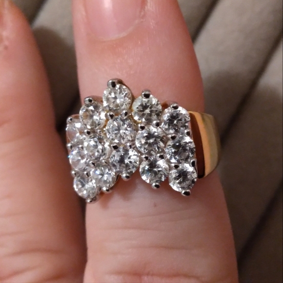 Womens ring Size 5 - Picture 3 of 7